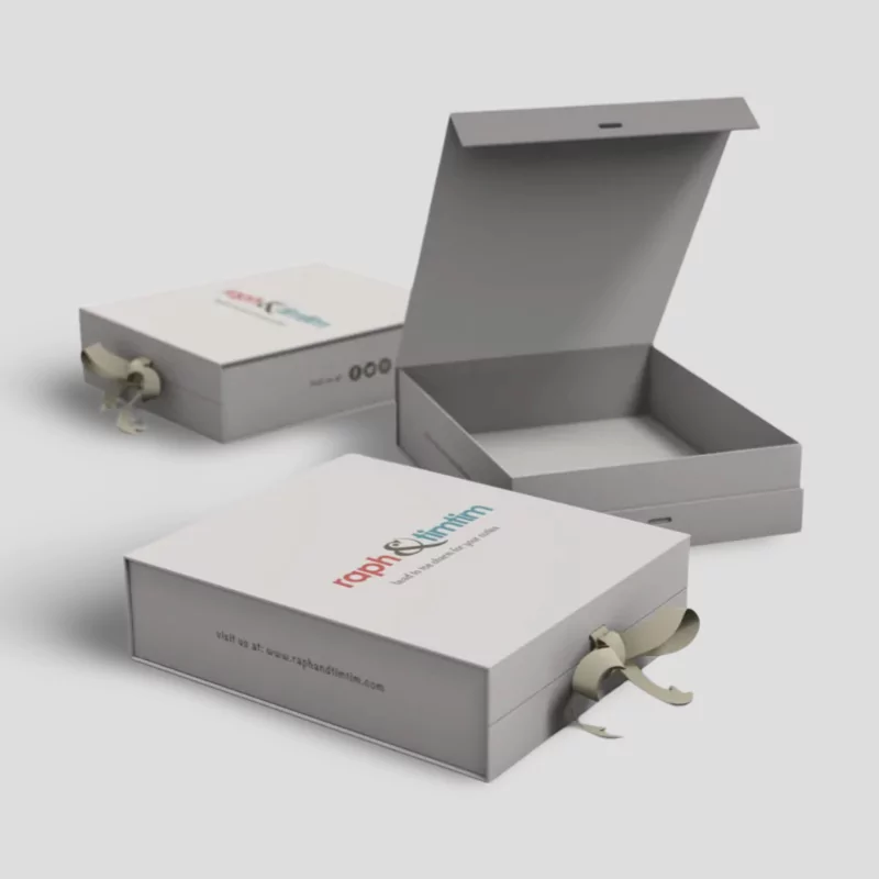 Luxury Apparel Boxes - Image 3